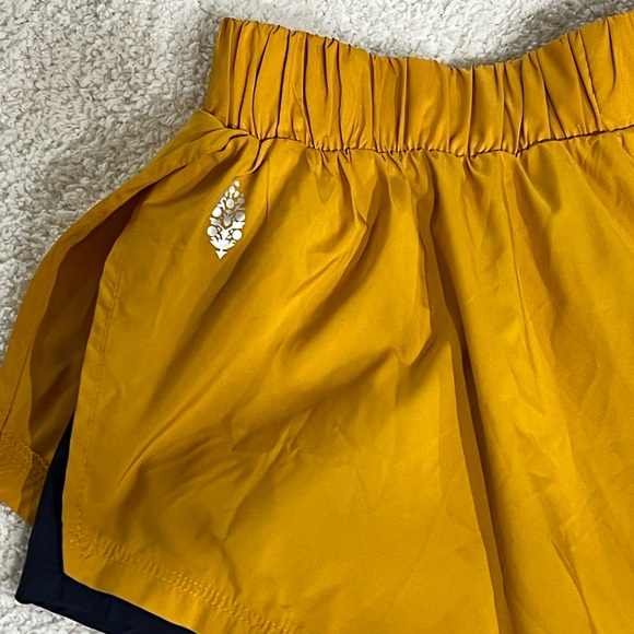 NWOT FP Movement Run For It Shorts Size S - Picture 3 of 5